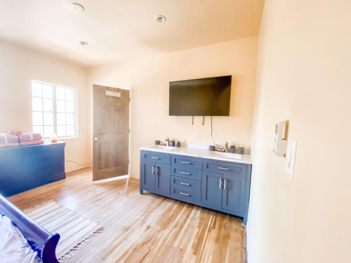 Island Girl Spa + Bed And Breakfast Los Angeles Exteriér fotografie